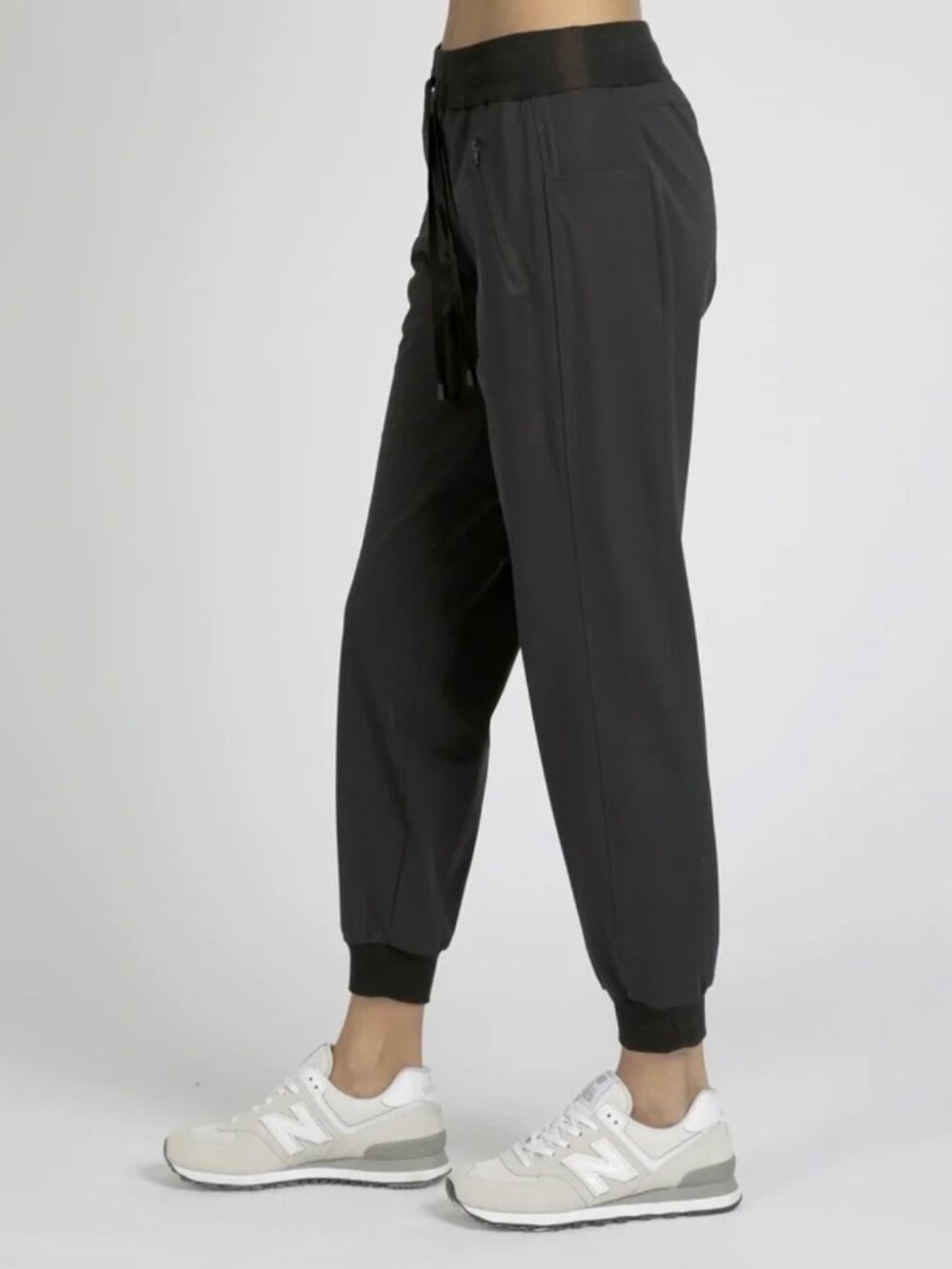 NEW Blanc Noir Getaway Jogger Pants Womens M Black Active Drawstring Athletic